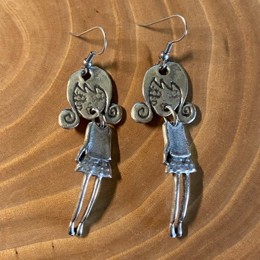 Pendant Doll Earrings